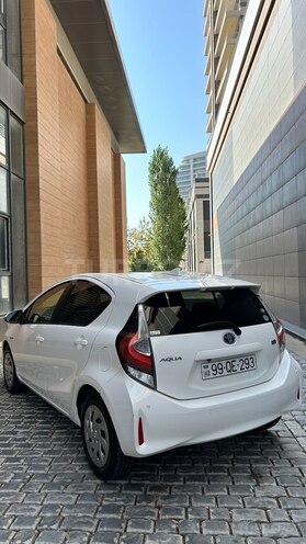 Toyota Aqua 2019, 106,000 km - 1.5 l - Bakı