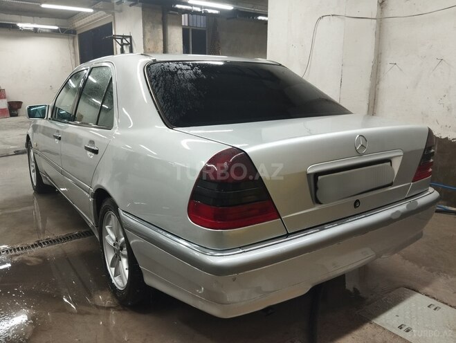 Mercedes C 180 1999, 299,455 km - 1.8 л - Bakı