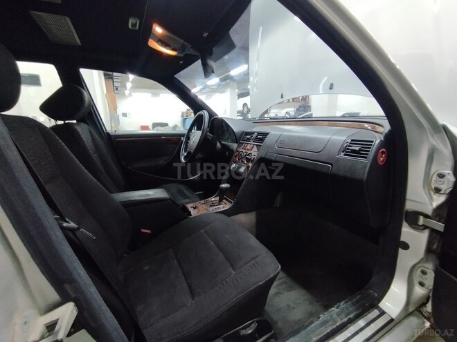 Mercedes C 180 1999, 299,455 km - 1.8 л - Bakı