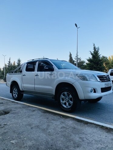 Toyota Hilux 2013, 298,500 km - 2.5 l - Sumqayıt