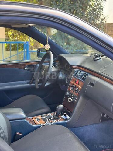 Mercedes E 200 1998, 289,600 km - 2.0 l - Lənkəran