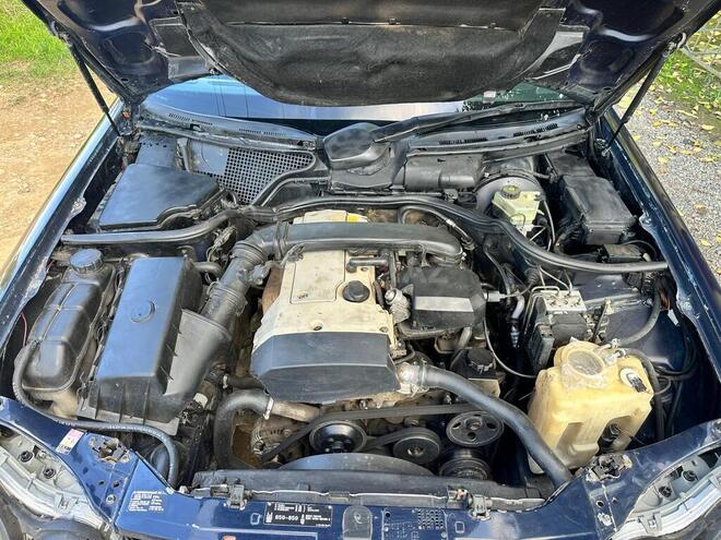 Mercedes E 200 1998, 289,600 km - 2.0 l - Lənkəran