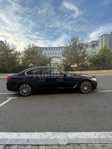 BMW 530e 2018, 107,000 km - 2.0 л - Bakı