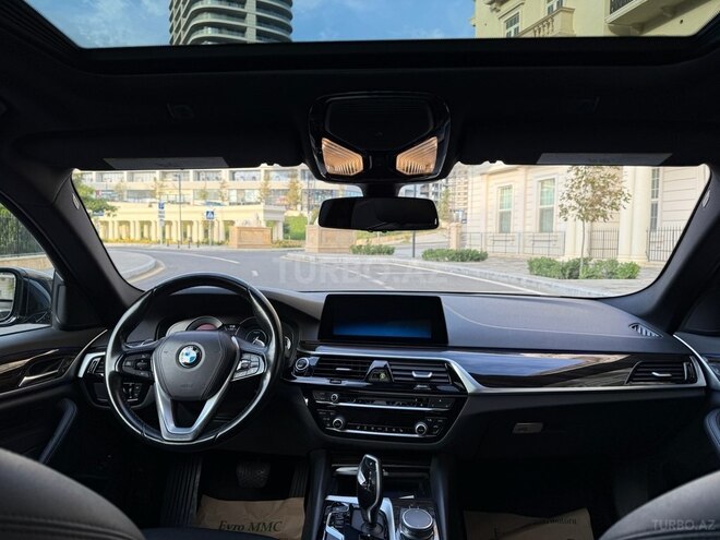 BMW 530e 2018, 107,000 km - 2.0 л - Bakı