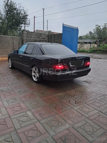 Mercedes E 280 2001, 355,000 km - 2.8 l - Lənkəran