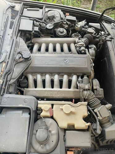 BMW 750-5