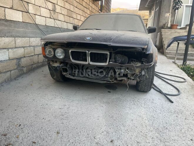 BMW 750-1