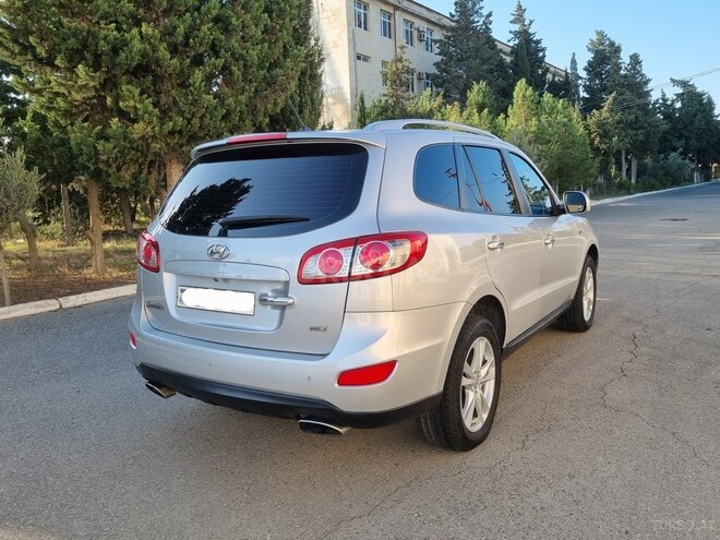 Hyundai Santa Fe 2009, 271,000 km - 2.0 л - Bakı