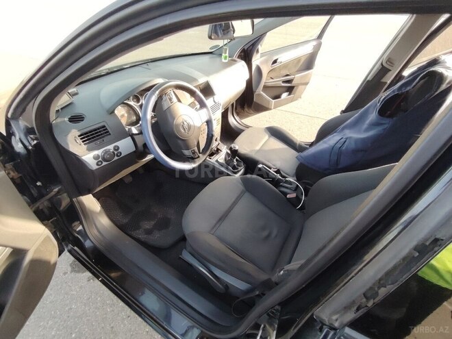 Opel Astra 2006, 258,500 km - 1.2 l - Bakı