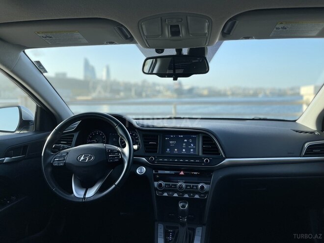 Hyundai Elantra 2019, 69,000 km - 2.0 l - Bakı