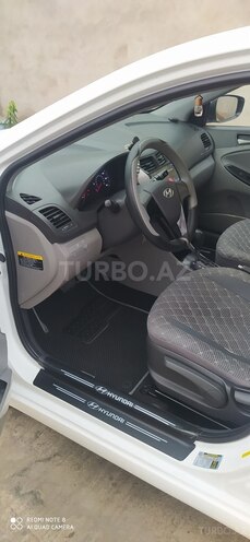 Hyundai Accent 2016, 289,682 km - 1.6 l - Bakı