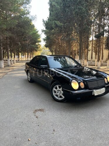 Mercedes E 320 1998, 123,521 km - 3.2 l - Bakı