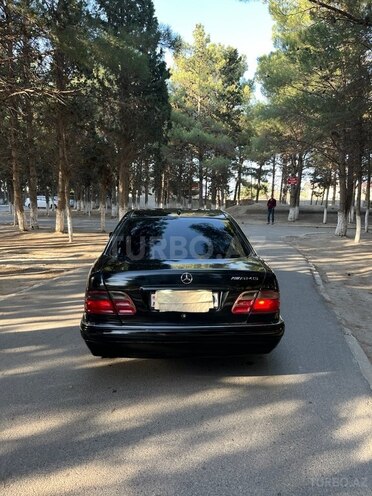 Mercedes E 320 1998, 123,521 km - 3.2 l - Bakı