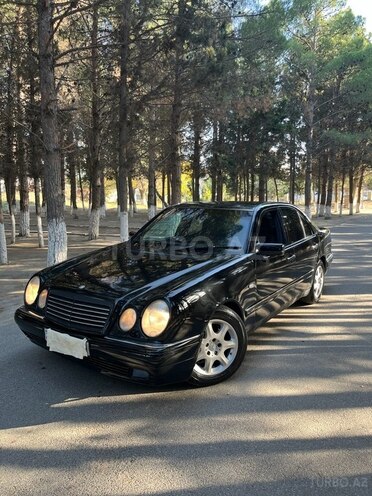 Mercedes E 320 1998, 123,521 km - 3.2 l - Bakı