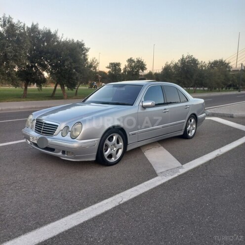 Mercedes E 320 2000, 260,000 km - 3.2 l - Bakı