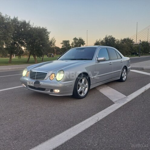 Mercedes E 320 2000, 260,000 km - 3.2 l - Bakı