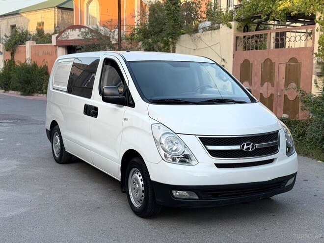 Hyundai H-1 2011, 220,000 km - 2.5 l - Bakı