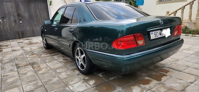 Mercedes E 200 1998, 338,700 km - 2.0 l - Bakı