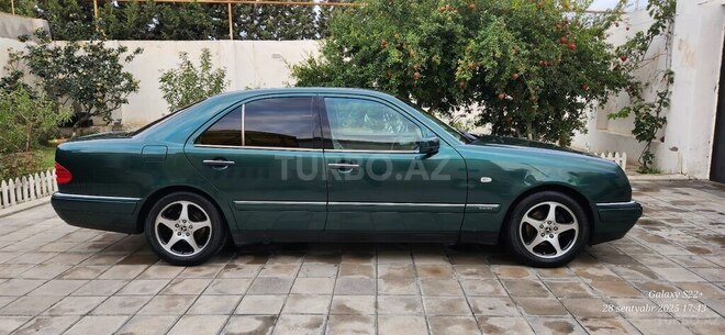 Mercedes E 200 1998, 338,700 km - 2.0 l - Bakı