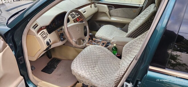 Mercedes E 200 1998, 338,700 km - 2.0 l - Bakı
