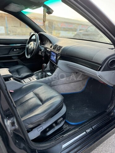 BMW 528 1997, 275,000 km - 2.8 l - Bakı