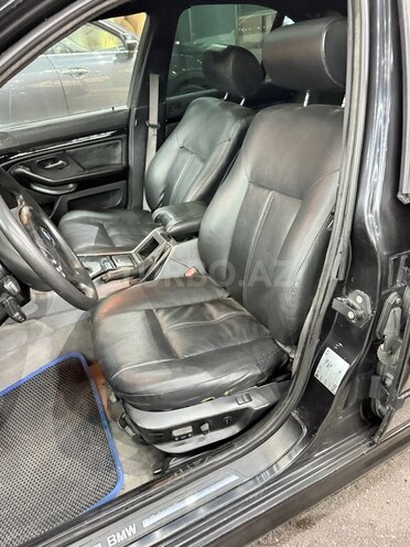 BMW 528 1997, 275,000 km - 2.8 l - Bakı