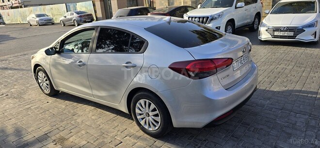 Kia Forte 2017, 176,000 km - 2.0 l - Bakı