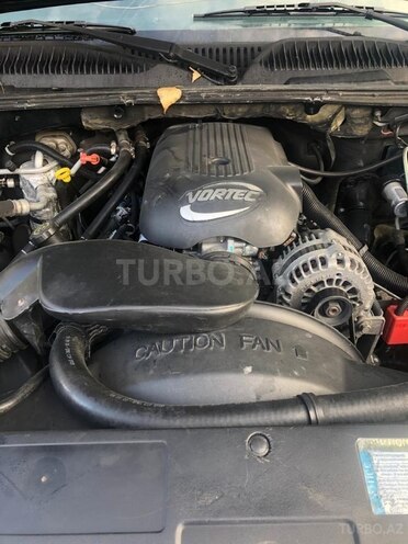 Chevrolet Tahoe 2001, 350,000 km - 5.3 l - Bakı