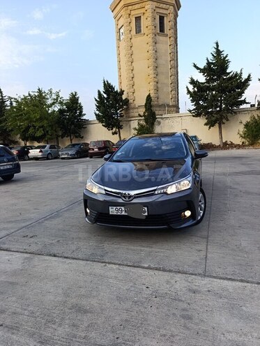 Toyota Corolla 2017, 177,207 km - 1.6 l - Bakı