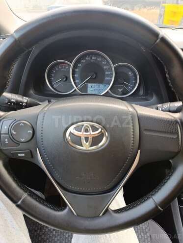 Toyota Corolla 2017, 177,207 km - 1.6 l - Bakı