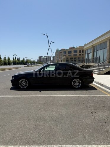 BMW 525 2001, 340,000 km - 2.5 л - Sumqayıt