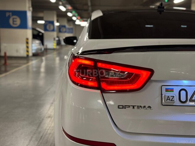 Kia Optima-3