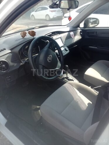 Toyota Corolla Axio 2017, 100,000 km - 1.5 l - Bakı