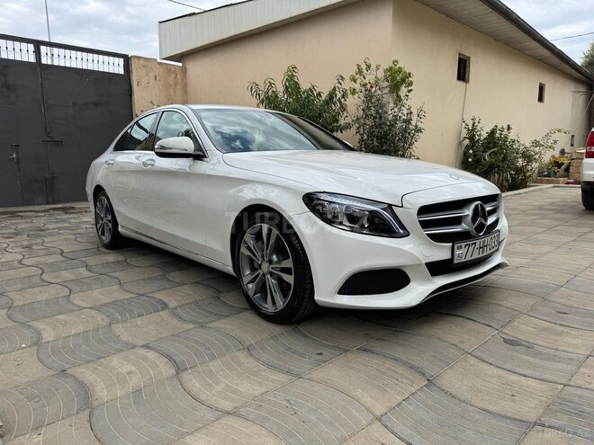 Mercedes C 300 2015, 217,000 km - 2.0 л - Bakı