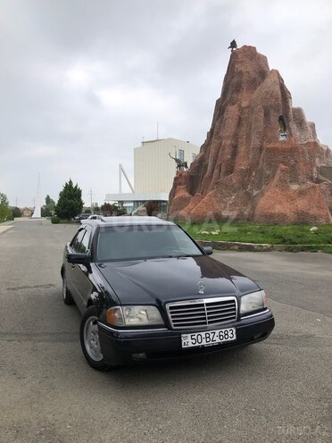 Mercedes C 200 1995, 225,600 km - 2.0 l - Xaçmaz