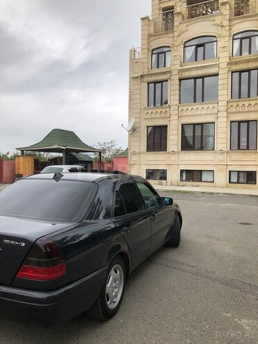 Mercedes C 200 1995, 225,600 km - 2.0 l - Xaçmaz