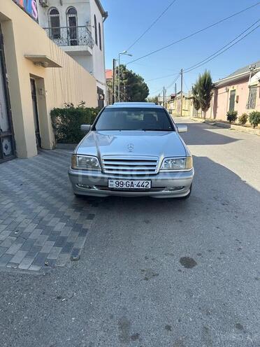 Mercedes C 200 1999, 325,000 km - 2.0 l - Bakı