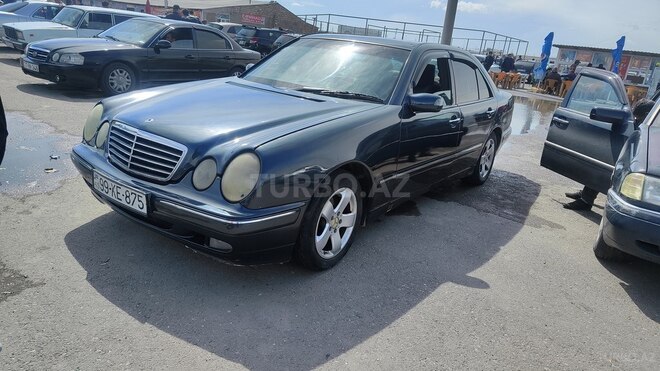 Mercedes E 270 1999, 559,298 km - 2.7 l - Bakı