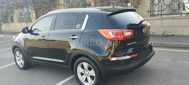 Kia Sportage 2011, 226,000 km - 2.0 l - Bakı