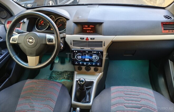 Opel Astra 2008, 260,000 km - 1.3 l - Neftçala