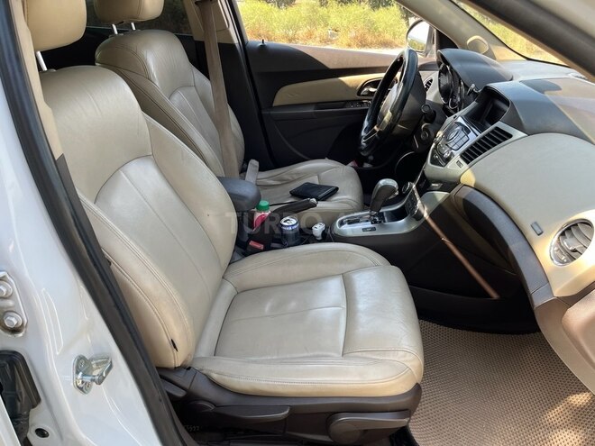 Chevrolet Cruze 2011, 289,682 km - 1.4 l - Bakı