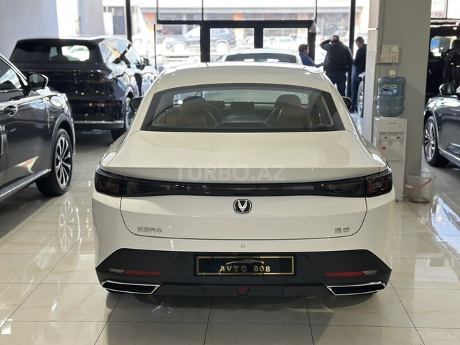 Changan Eado-6