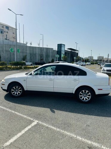Volkswagen Passat 2003, 310,100 km - 2.0 l - Bakı
