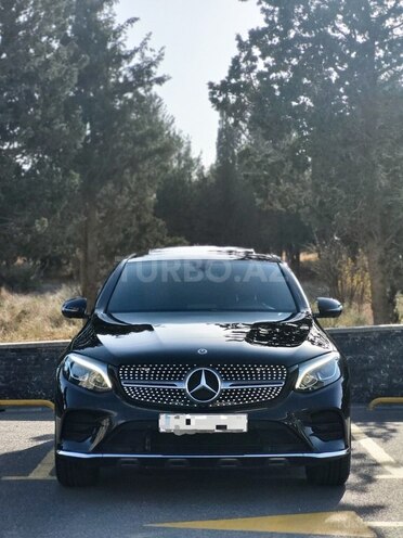 Mercedes GLC 250 4MATIC Coupe 2018, 64,000 km - 2.0 l - Bakı