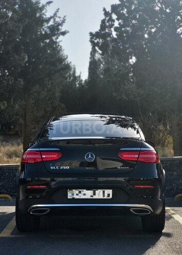 Mercedes GLC 250 4MATIC Coupe 2018, 64,000 km - 2.0 l - Bakı