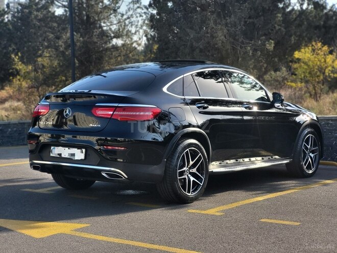 Mercedes GLC 250 4MATIC Coupe 2018, 64,000 km - 2.0 l - Bakı