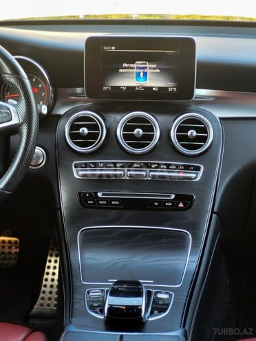 Mercedes GLC 250 4MATIC Coupe 2018, 64,000 km - 2.0 l - Bakı