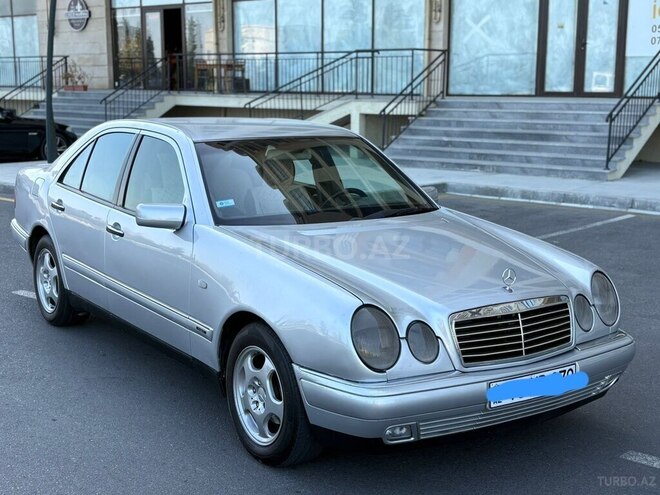 Mercedes E 230 1997, 335,000 km - 2.3 l - Sumqayıt