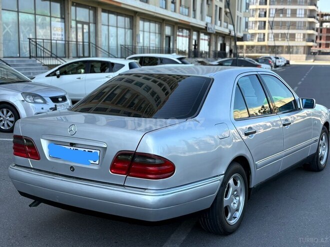 Mercedes E 230 1997, 335,000 km - 2.3 l - Sumqayıt