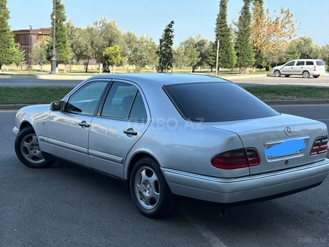 Mercedes E 230 1997, 335,000 km - 2.3 l - Sumqayıt